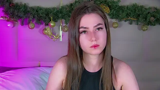 AliceMoreno online show from 12-16-25, 05:06