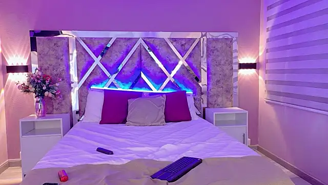 AmmyJones  online show from 04-12-26, 12:08