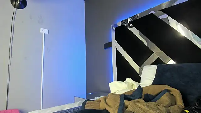 AmmyJones  online show from 01-05-26, 07:50