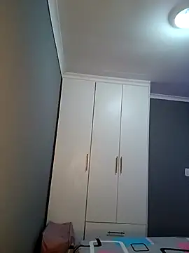 Sexylisa670 online show from 04-15-26, 11:49