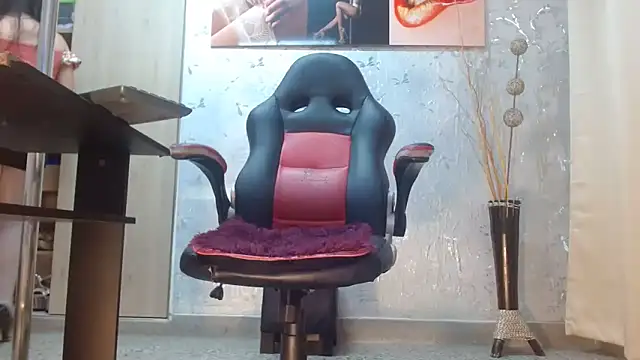 PaulinaRubio  online show from 02-05-26, 07:43