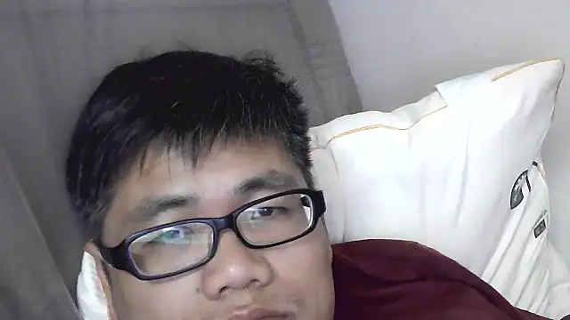 findagirlfriend online show from 03-06-25, 08:37