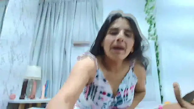  Marcela   online show from 10-21-25, 12:15