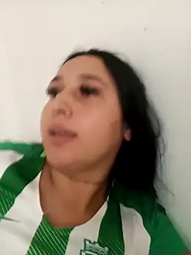 Snapshot of Juanamd1 chatting on 04-14-26, 12:21 Juanamd1 online show from 04-14-26, 12:21