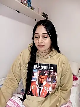 Snapshot of Juanamd1 chatting on 02-25-25, 11:21 Juanamd1 online show from 02-25-25, 11:21