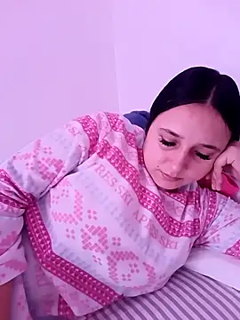 Snapshot of Juanamd1 chatting on 03-05-25, 07:27 Juanamd1 online show from 03-05-25, 07:27