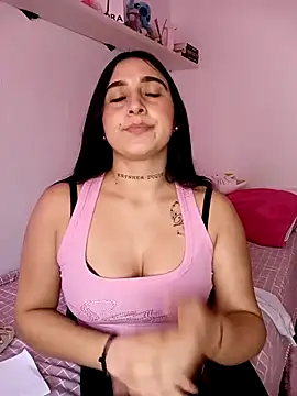 Snapshot of Juanamd1 chatting on 03-09-25, 12:20 Juanamd1 online show from 03-09-25, 12:20