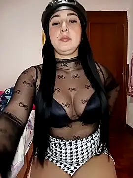 Snapshot of Juanamd1 chatting on 02-24-25, 08:27 Juanamd1 online show from 02-24-25, 08:27