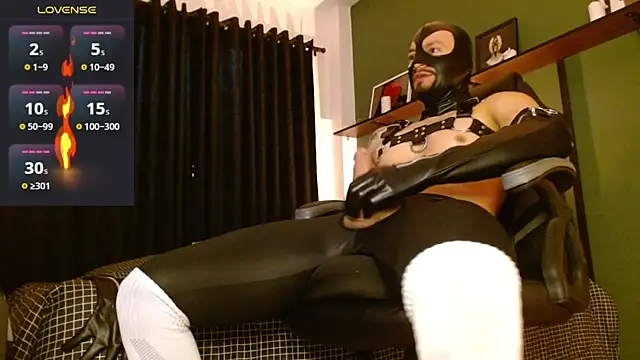 castle 87 online show from 11-09-25, 05:17