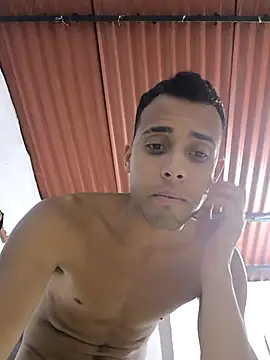 Snapshot of Jesus20222 chatting on 11-29-25, 12:44 Jesus20222 online show from 11-29-25, 12:44