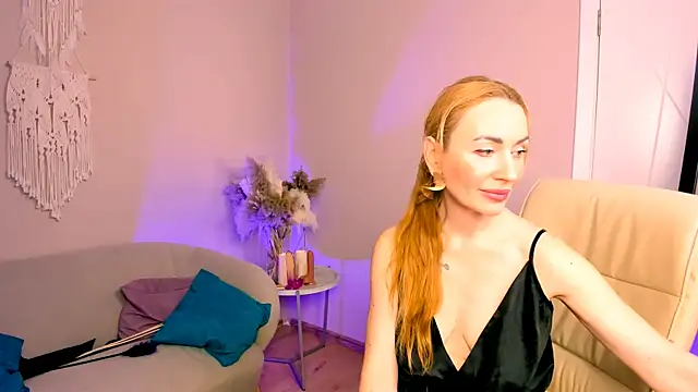 Snapshot of Lakshmi_lotus chatting on 01-31-25, 10:31 Lakshmi lotus online show from 01-31-25, 10:31
