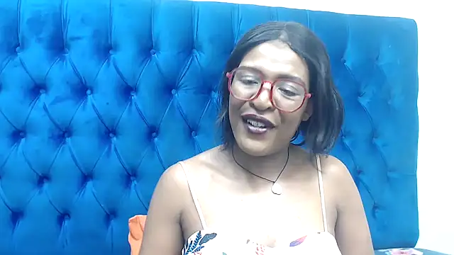 Snapshot of SpicyQueenxxxx chatting on 04-17-26, 10:01 SpicyQueenxxxx online show from 04-17-26, 10:01