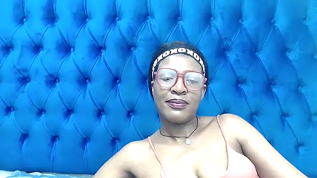 Snapshot of SpicyQueenxxxx chatting on 03-11-26, 04:23 SpicyQueenxxxx online show from 03-11-26, 04:23