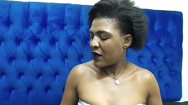 SpicyQueenxxxx online show from 05-16-26, 11:37