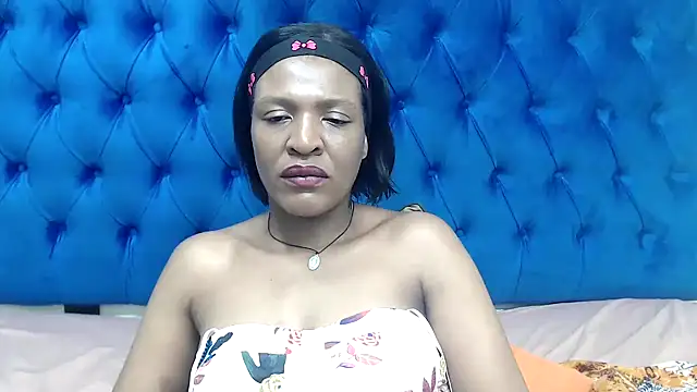 Snapshot of SpicyQueenxxxx chatting on 04-02-26, 07:53 SpicyQueenxxxx online show from 04-02-26, 07:53