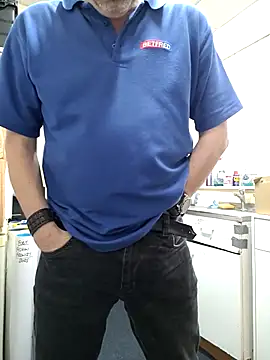 JulianJ50 online show from 11-26-25, 08:14