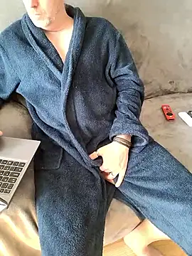 JulianJ50 online show from 04-02-26, 12:12