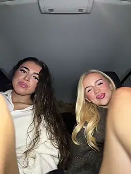 Snapshot of PrincessMegUK chatting on 11-27-25, 08:53 PrincessMegUK online show from 11-27-25, 08:53