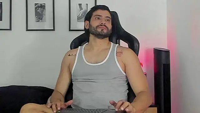 Dereck vega online show from 07-04-26, 04:44