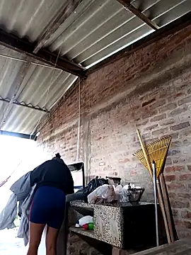 SamaraJay1 online show from 04-17-26, 01:25