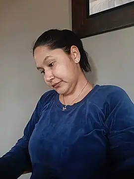 SamaraJay1 online show from 07-10-26, 02:50