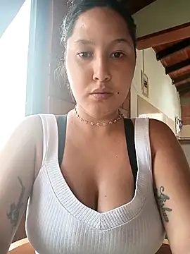 SamaraJay1 online show from 11-07-25, 04:00