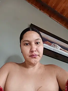 SamaraJay1 online show from 06-03-26, 02:07