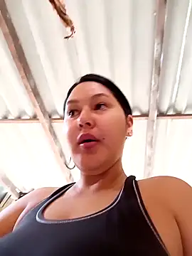 SamaraJay1 online show from 04-11-26, 03:16