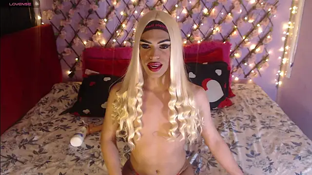 MARGOTFERRER online show from 11-29-25, 05:18