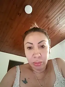 coral smitth online show from 04-12-26, 06:11