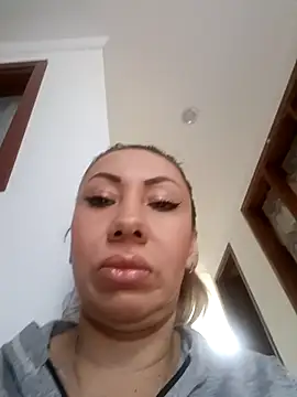 coral smitth online show from 04-10-26, 05:42