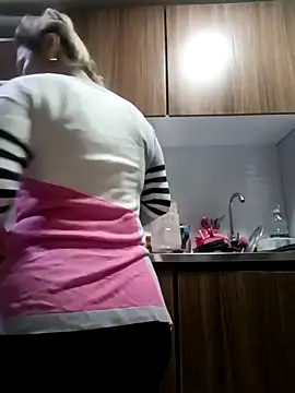 coral smitth online show from 11-01-25, 07:19