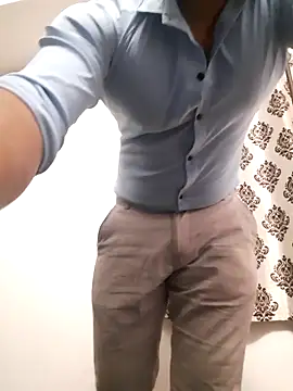 Guyinshortss online show from 02-20-26, 07:27