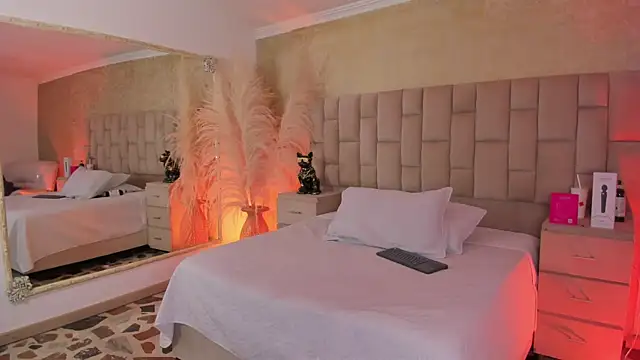 EmmaTorres  online show from 01-10-26, 08:09