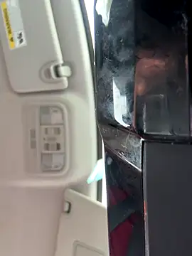 Snapshot of Papilobo12 chatting on 10-11-25, 08:32 Papilobo12 online show from 10-11-25, 08:32