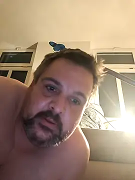 Ronny2510 online show from 12-18-25, 09:29