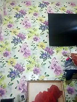 sweetbb15 online show from 10-13-25, 07:43