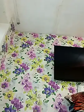 sweetbb15 online show from 10-10-25, 10:27