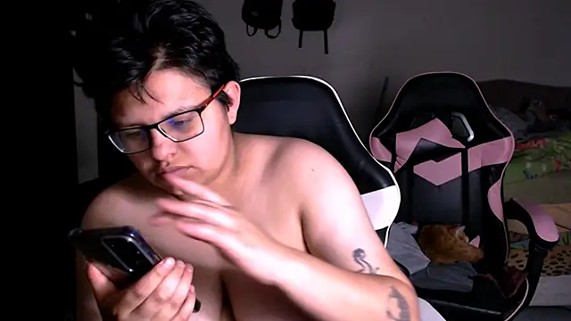 tatsumi nao online show from 12-18-25, 10:35