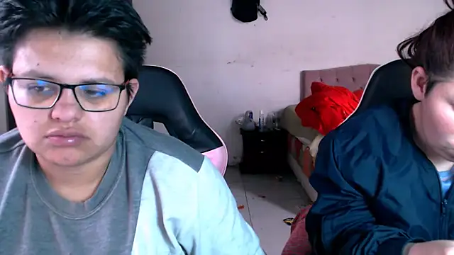 tatsumi nao online show from 12-04-25, 06:18