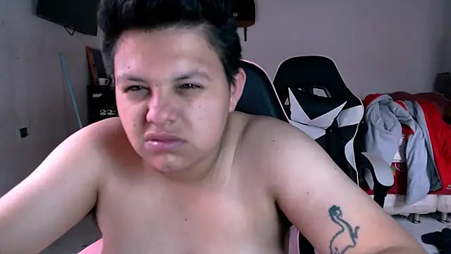 tatsumi nao online show from 10-31-25, 03:52