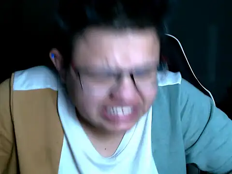 tatsumi nao online show from 10-22-25, 04:01