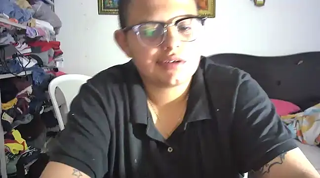 tatsumi nao online show from 02-08-25, 10:39