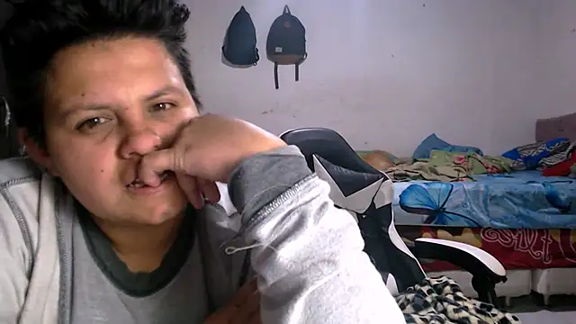 tatsumi nao online show from 11-16-25, 03:33