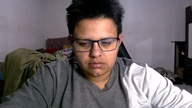 tatsumi nao online show from 10-20-25, 03:52