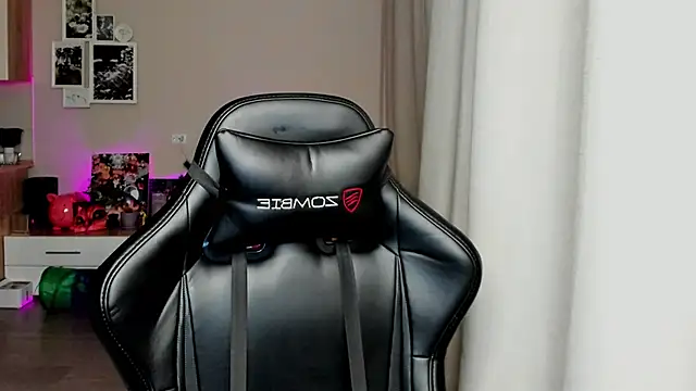 Sm0ly online show from 11-23-25, 01:48