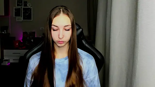 Sm0ly online show from 12-04-25, 02:54