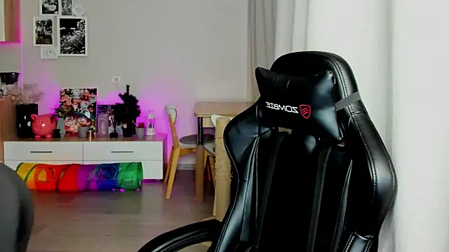 Sm0ly online show from 09-29-25, 02:18