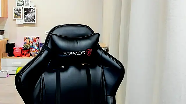 Sm0ly online show from 10-31-25, 02:19