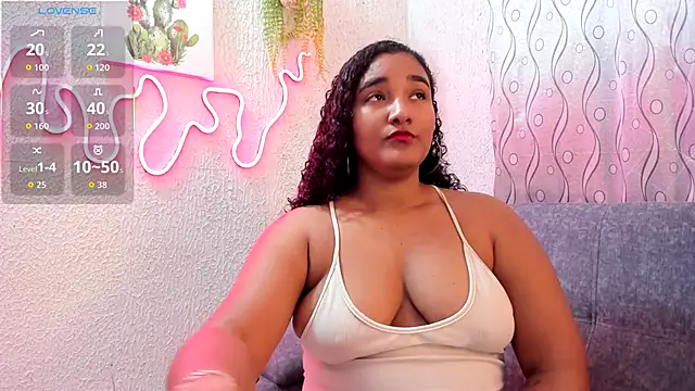 samanthaeliott22 online show from 10-26-25, 09:37